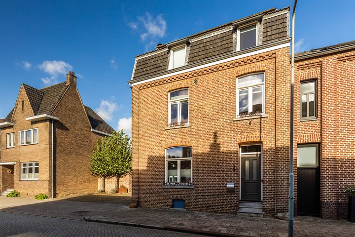 View photo 9 of Molenstraat 31