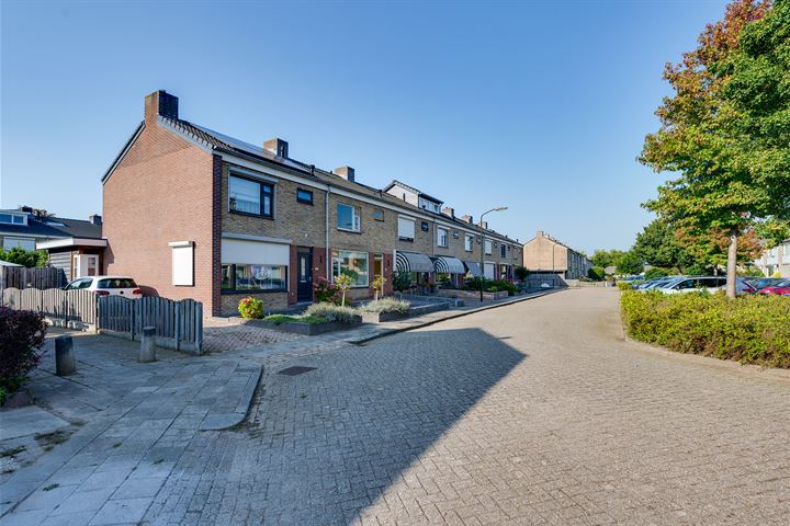 Bekijk foto 17 van Sluyterstraat 34