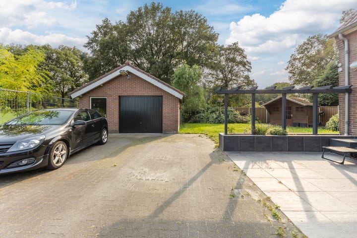 Foto 25 van Hugten 23