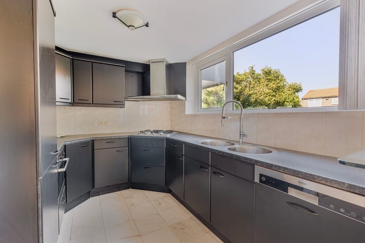 Photo 16 of Bennebroekerweg 92