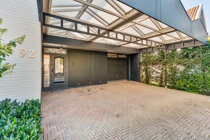 Photo 56 of Bennebroekerweg 92