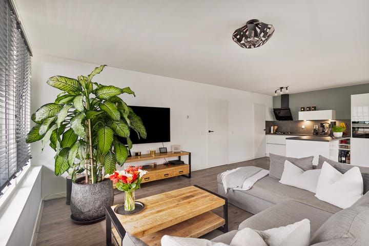 Foto 11 van Strevelsweg 653