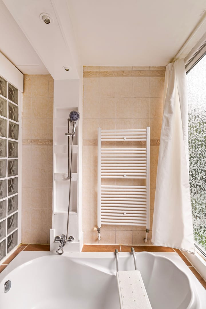 Foto 9 van Bas Jungeriusstraat 74-B