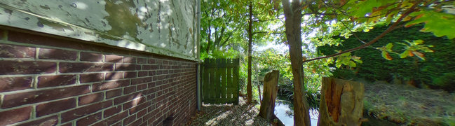 View 360° photo of achtertuin of 's-Gravenweg 131