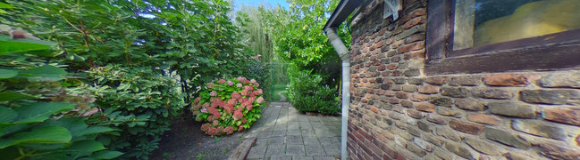 Bekijk 360° foto van achtertuin van 's-Gravenweg 131