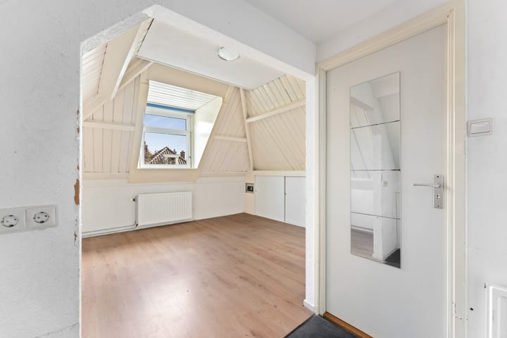 Foto 25 van 1e Pijnackerstraat 109-B