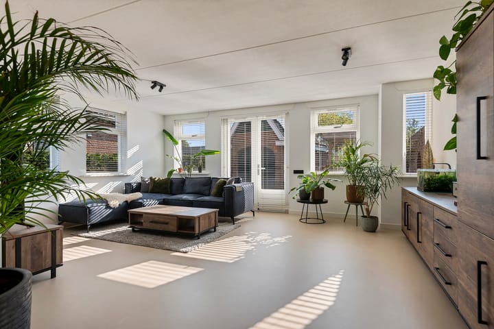 Foto 2 van Drechtdijk 143