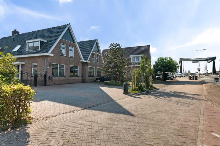 Foto 39 van Drechtdijk 143