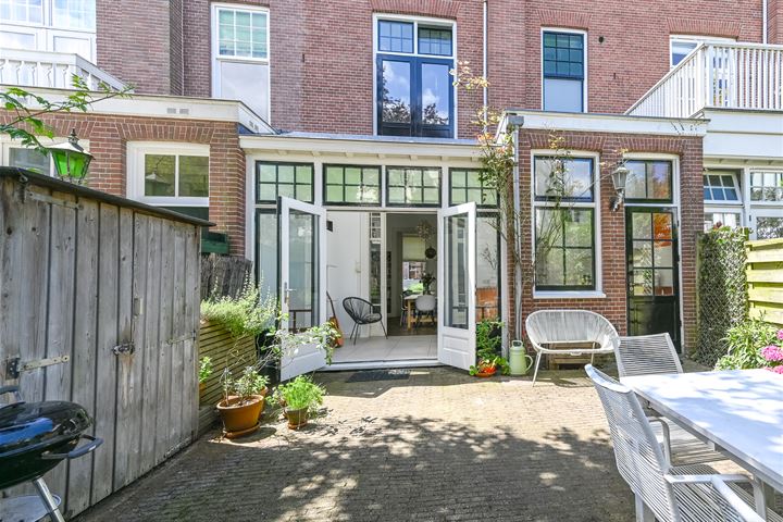 View photo 19 of Tweede Emmastraat 13