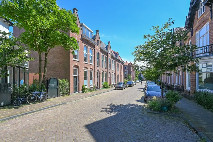 View photo 48 of Tweede Emmastraat 13