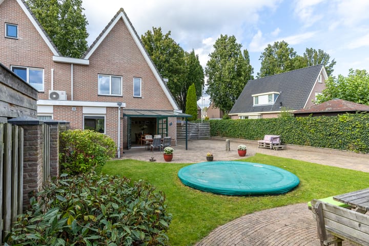 Foto 28 van Halfeiken 4-B