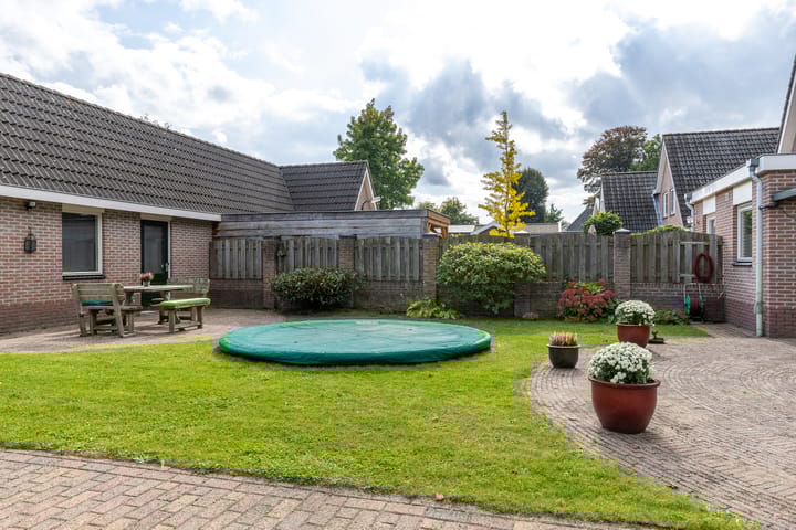 Foto 29 van Halfeiken 4-B