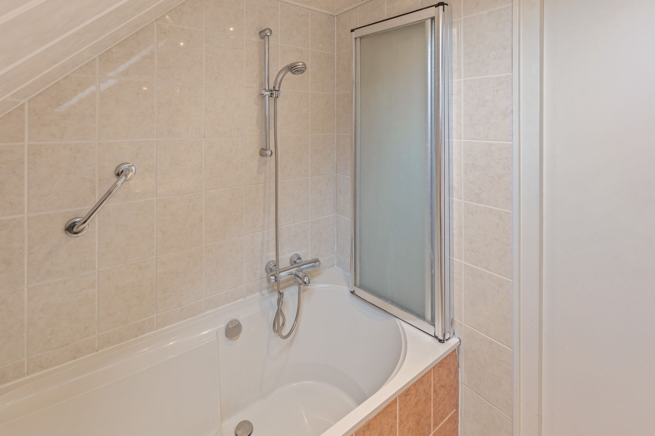 Foto 21 van Roosendaalsebaan 33