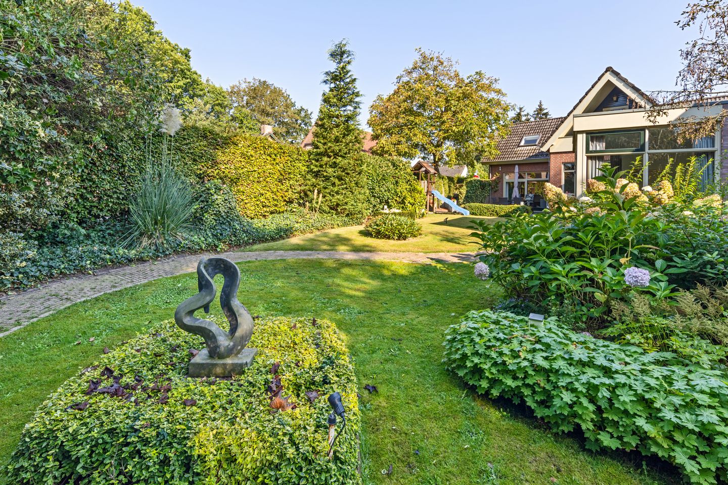 Foto 35 van Roosendaalsebaan 33