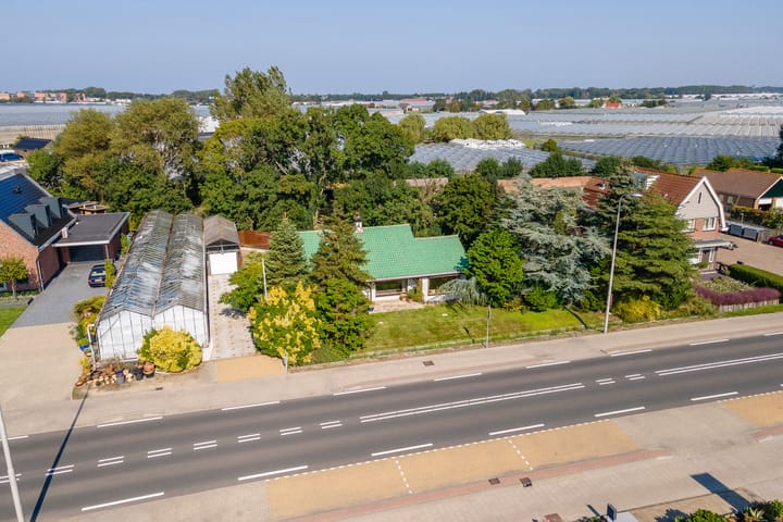 Photo 35 of Poeldijkseweg 4