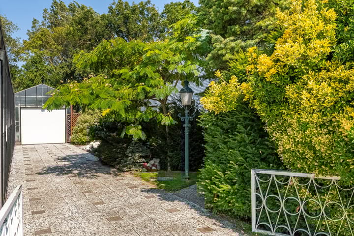 Photo 38 of Poeldijkseweg 4