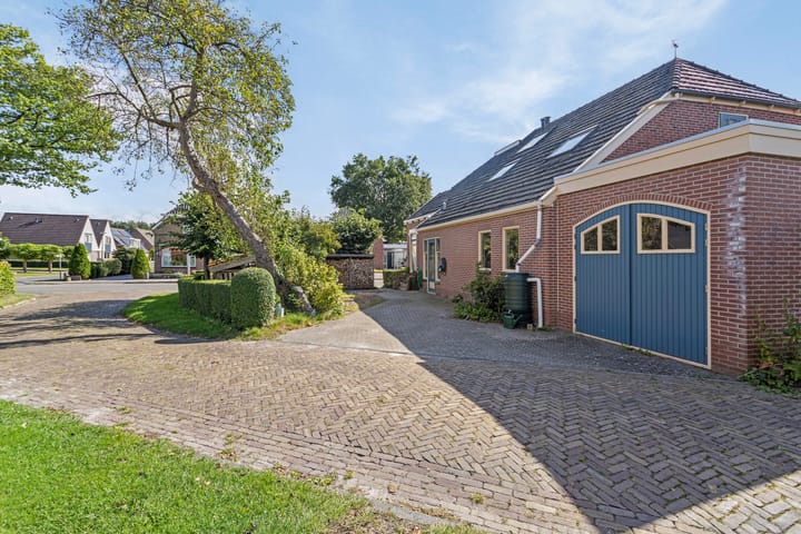 Foto 2 van Dorpsstraat 9