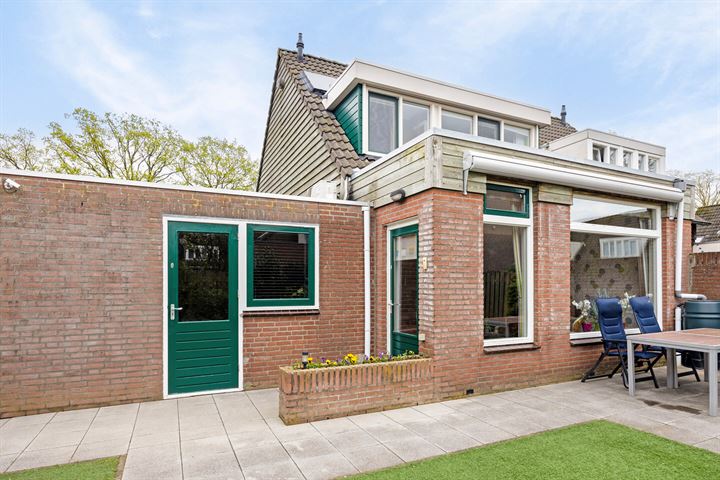 View photo 32 of Laagstraat 37