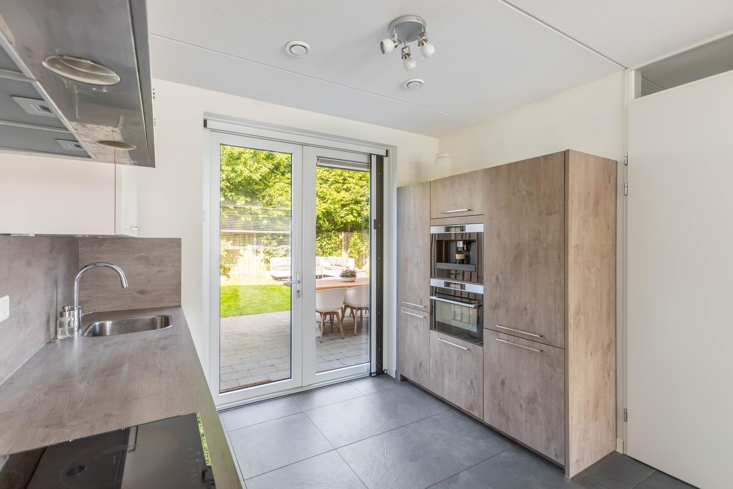 Foto 20 van Jeanne d'Arclaan 16-A