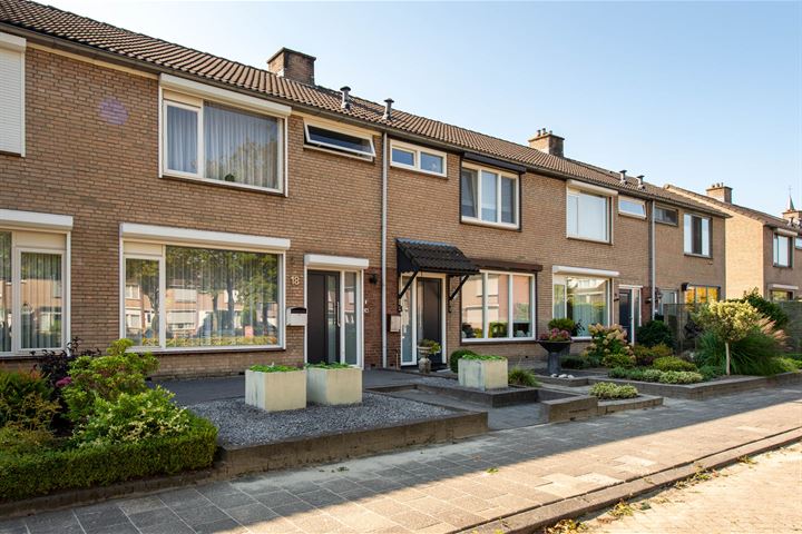 Bekijk foto 37 van Melleveld 18