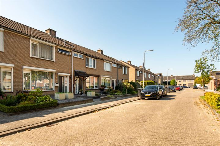 Bekijk foto 38 van Melleveld 18