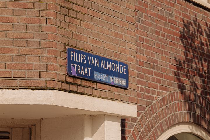 View photo 10 of Filips van Almondestraat 15-K