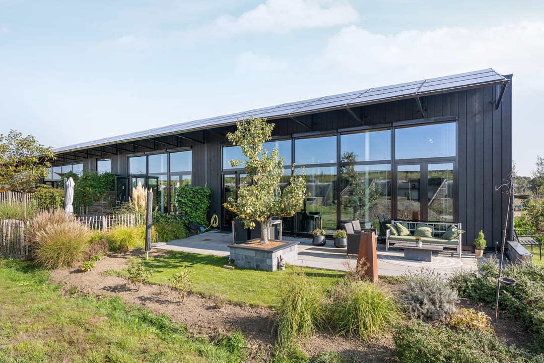 Foto 1 van Oeverwalhof 2