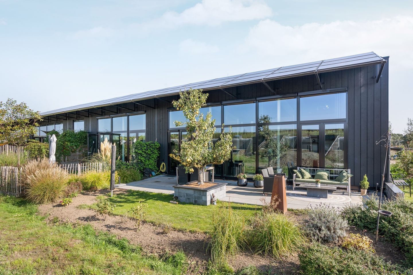 Foto 1 van Oeverwalhof 2