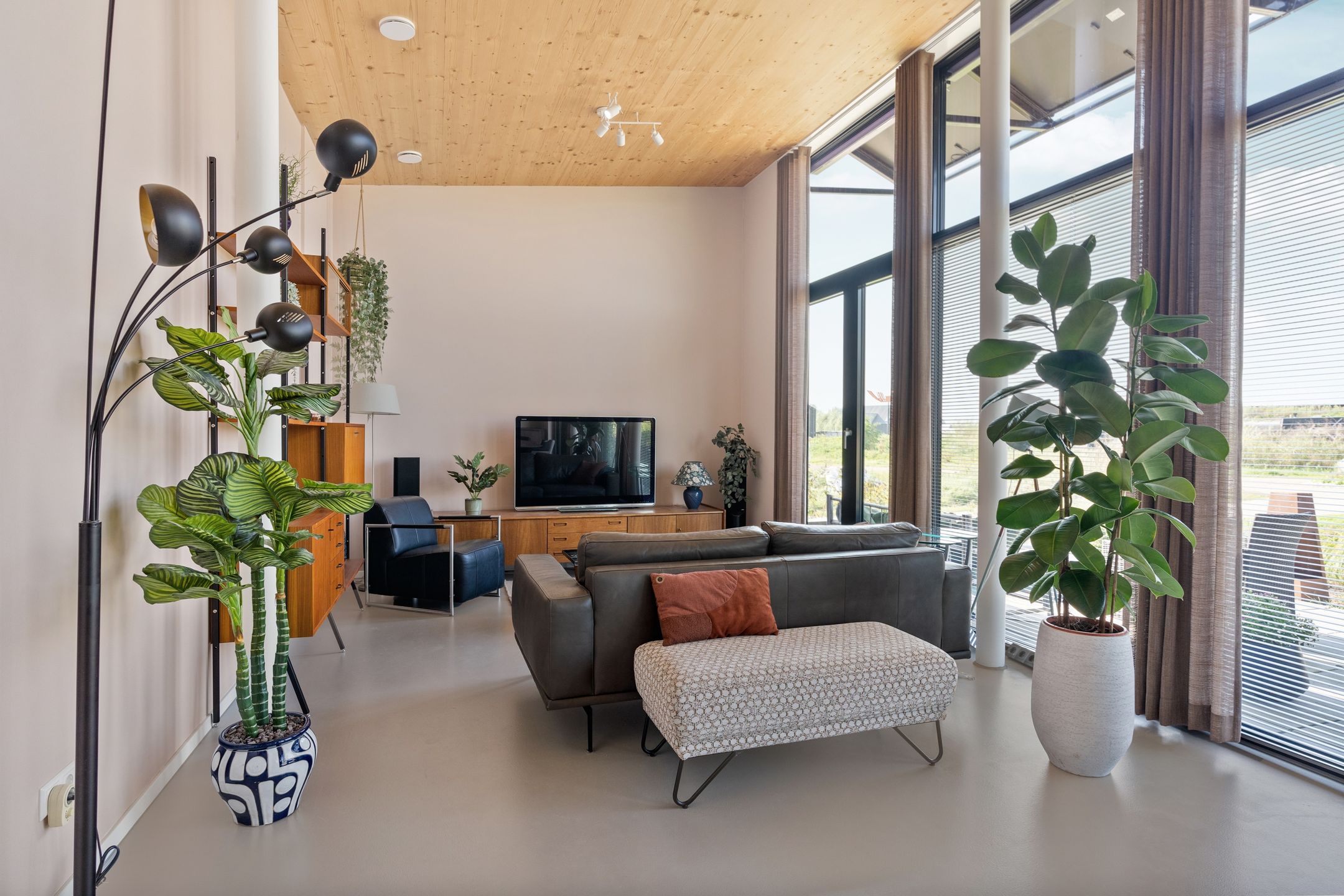 Foto 3 van Oeverwalhof 2