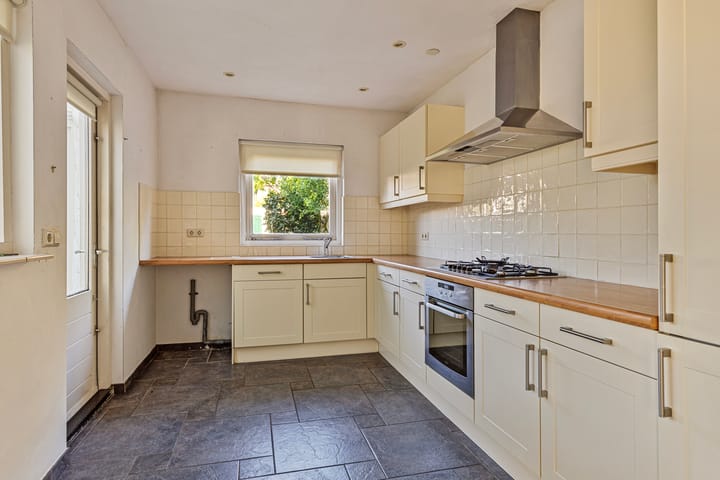 Foto 9 van Pastoor W. Hellemonsstraat 16