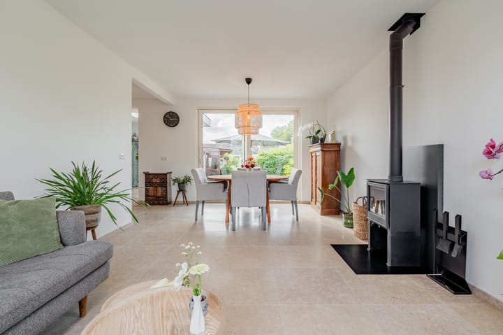 Photo 6 of Meester van der Meerendonkstraat 12