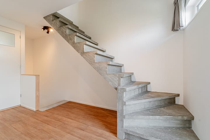 Photo 17 of Meester van der Meerendonkstraat 12