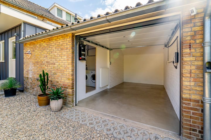 Photo 33 of Meester van der Meerendonkstraat 12