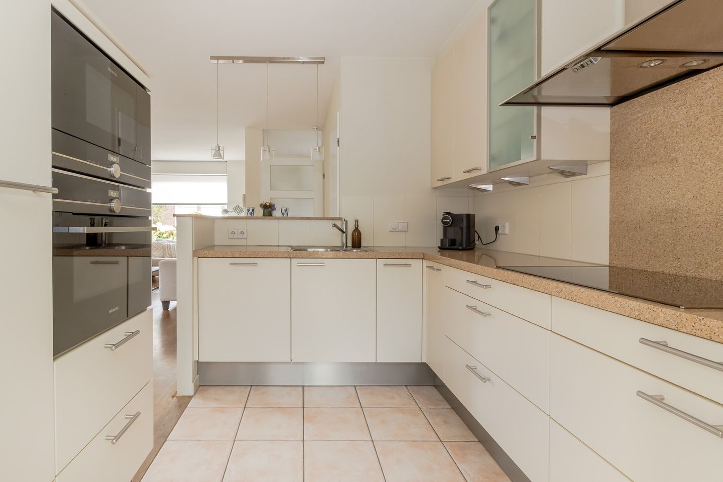 Foto 14 van Leesjongenstraat 26