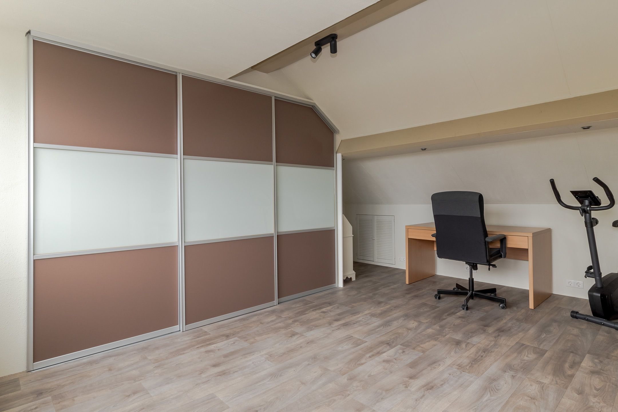 Foto 27 van Leesjongenstraat 26