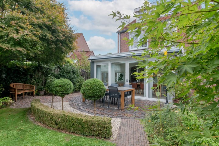 Foto 39 van Leesjongenstraat 26