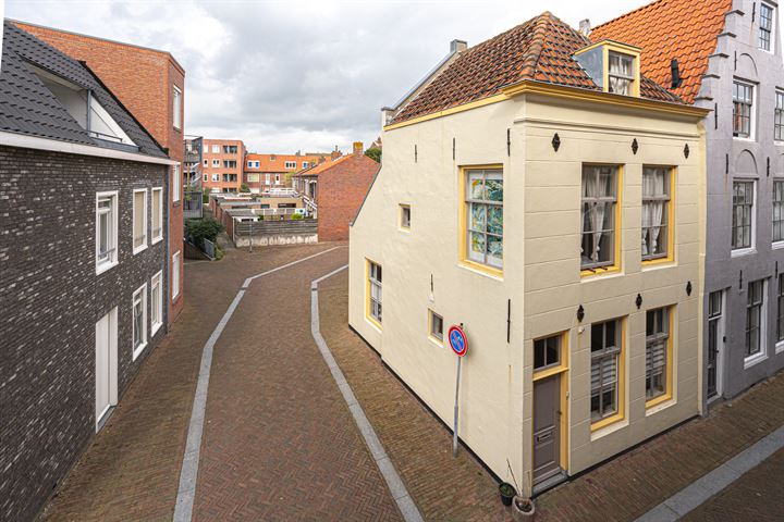 View photo 7 of Hellebardierstraat 3