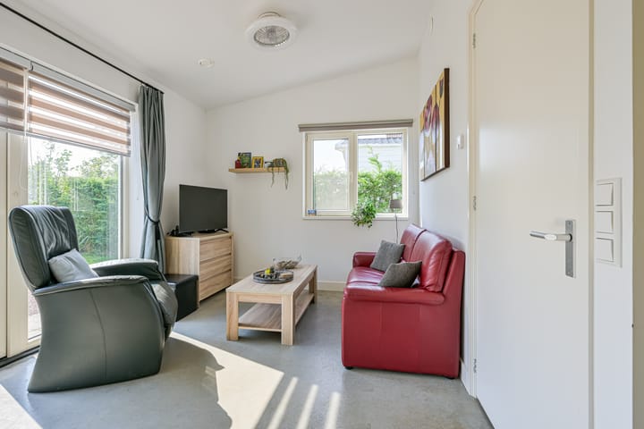 Photo 11 of Onderdijk 245-002