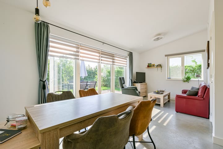 Photo 12 of Onderdijk 245-002