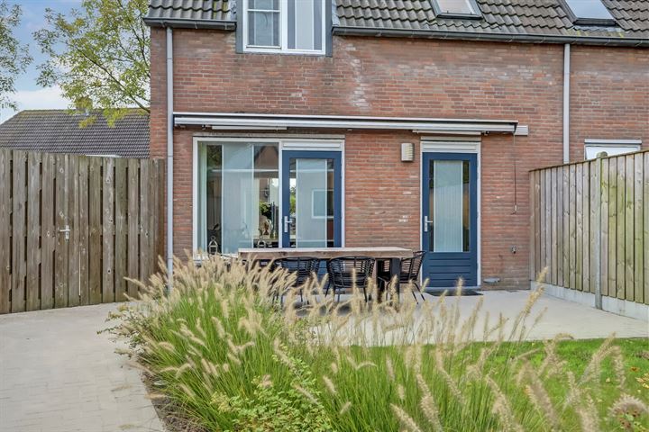 View photo 33 of Prins van Luikstraat 32