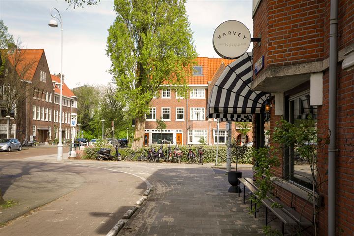 Bekijk foto 39 van Linnaeusparkweg 107-3