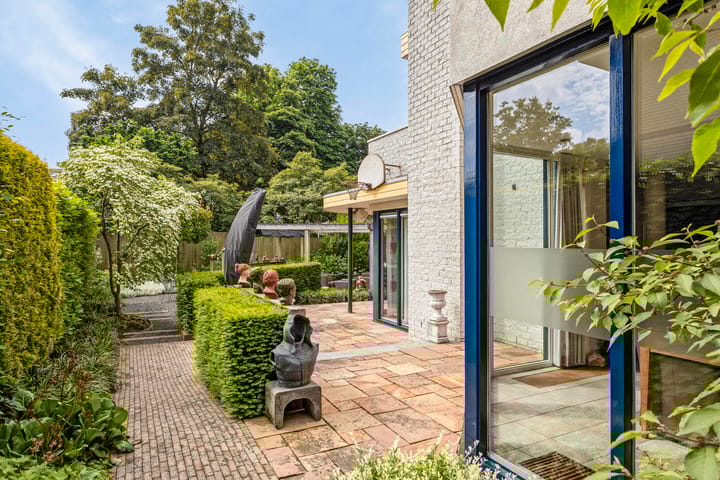 Foto 66 van Caesarstraat 38