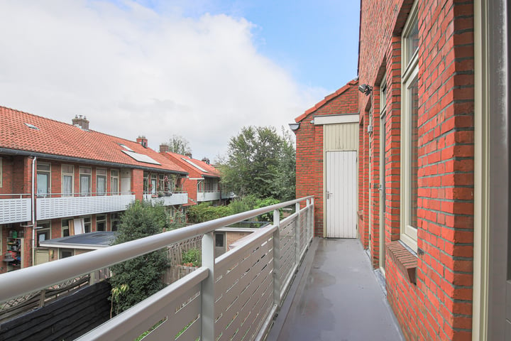 View photo 16 of Latherusstraat 41