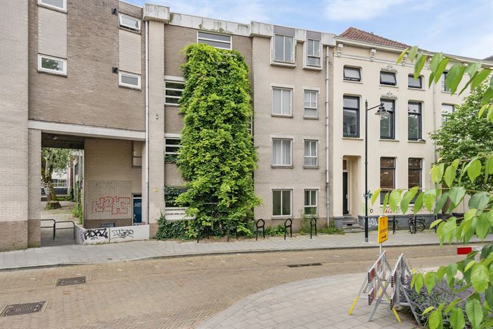 Bekijk foto 2 van Spijkerstraat 22-1