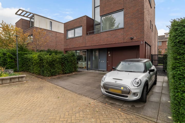 Foto 2 van Tjaliehof 10