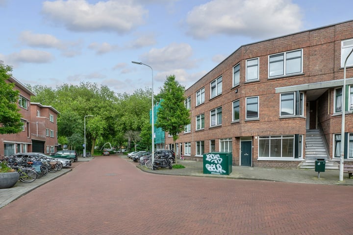 Bekijk foto 4 van Spaarnestraat 47