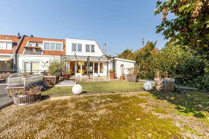 Photo 14 of Jan van Goyenstraat 28-A