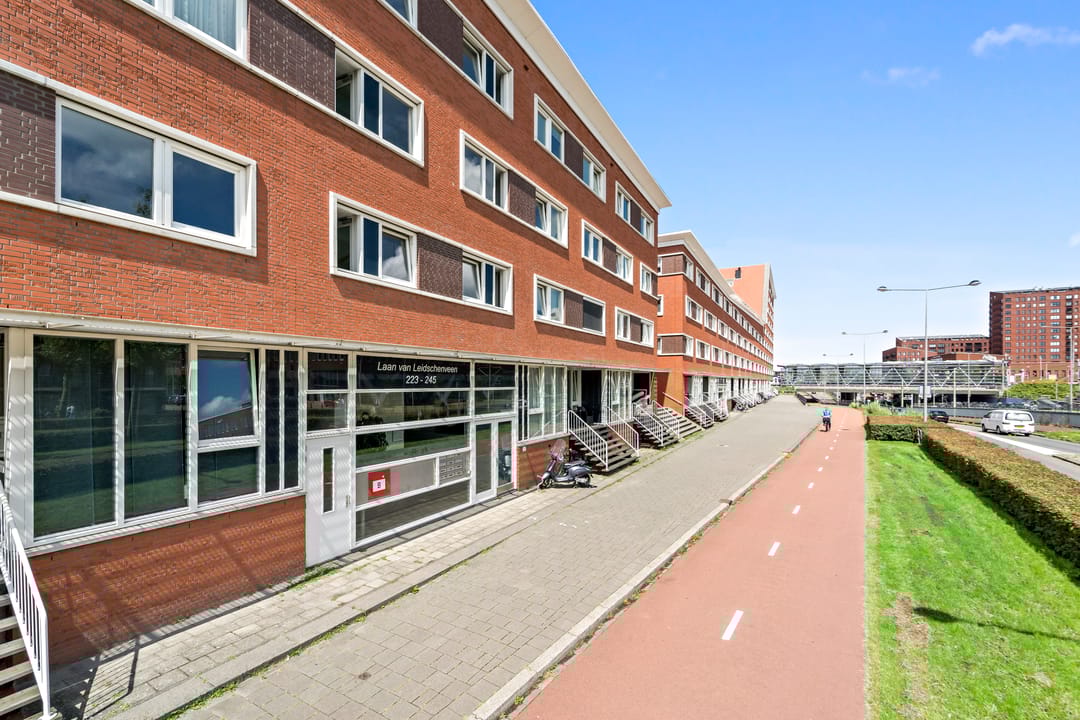 Foto 28 van Laan van Leidschenveen 245