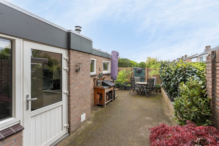 Foto 30 van Robijnstraat 35