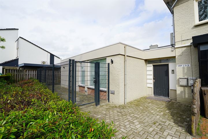 Bekijk foto 3 van Locht 2